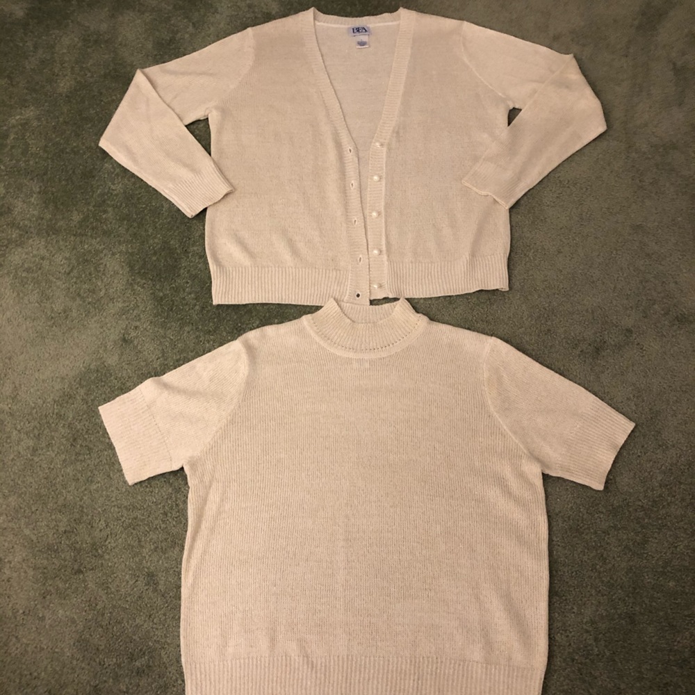 Cream colored sweater set with tiny gold speckles